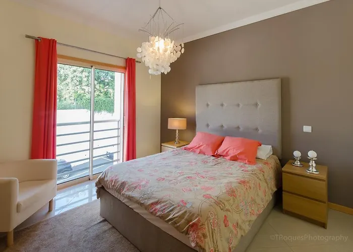 Encosta Da Orada 阿尔布费拉